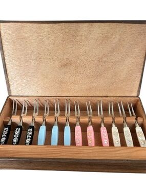 Vintage Floral Handle Kisch Appetizer  Fork Set of 12 in Wooden box